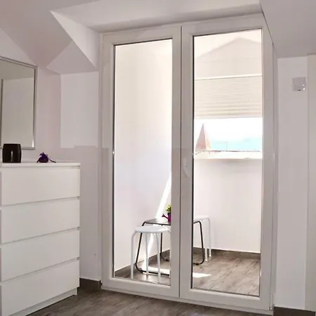Apartman Zora Trogir Exterior photo