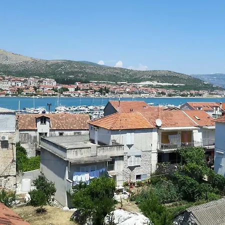 Apartman Zora Trogir Exterior photo